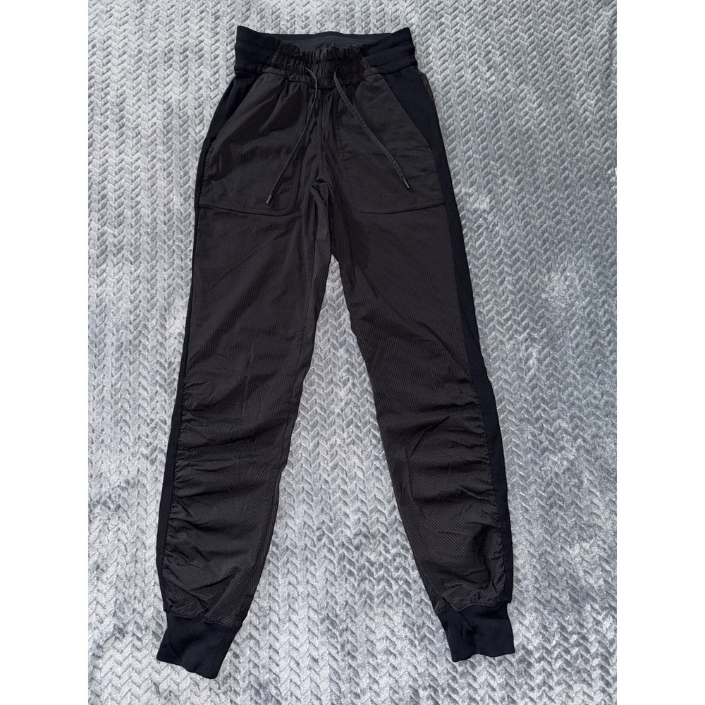 Lululemon Women's Beyond The Studio Joggers Black Pull On Size 0